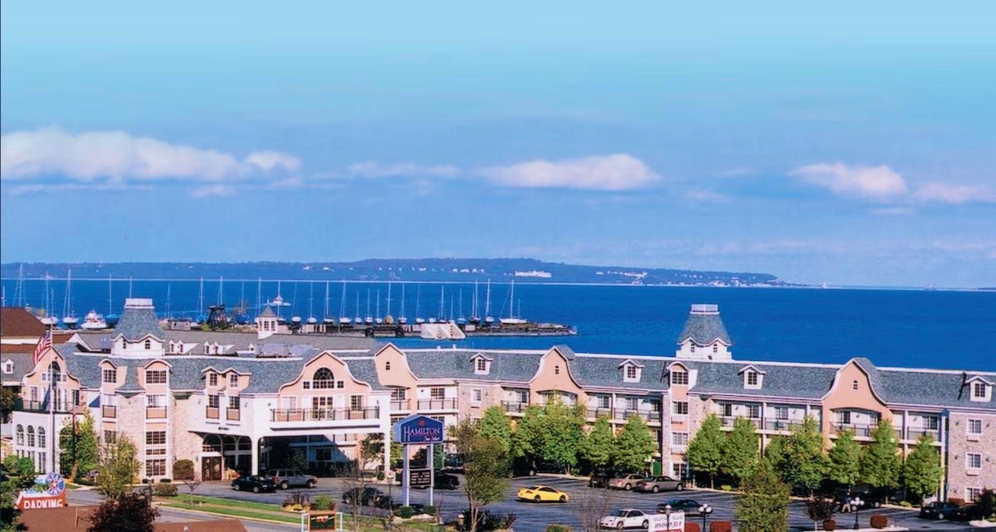 Hamilton Inn Select Beachfront Mackinaw City Dış mekan fotoğraf