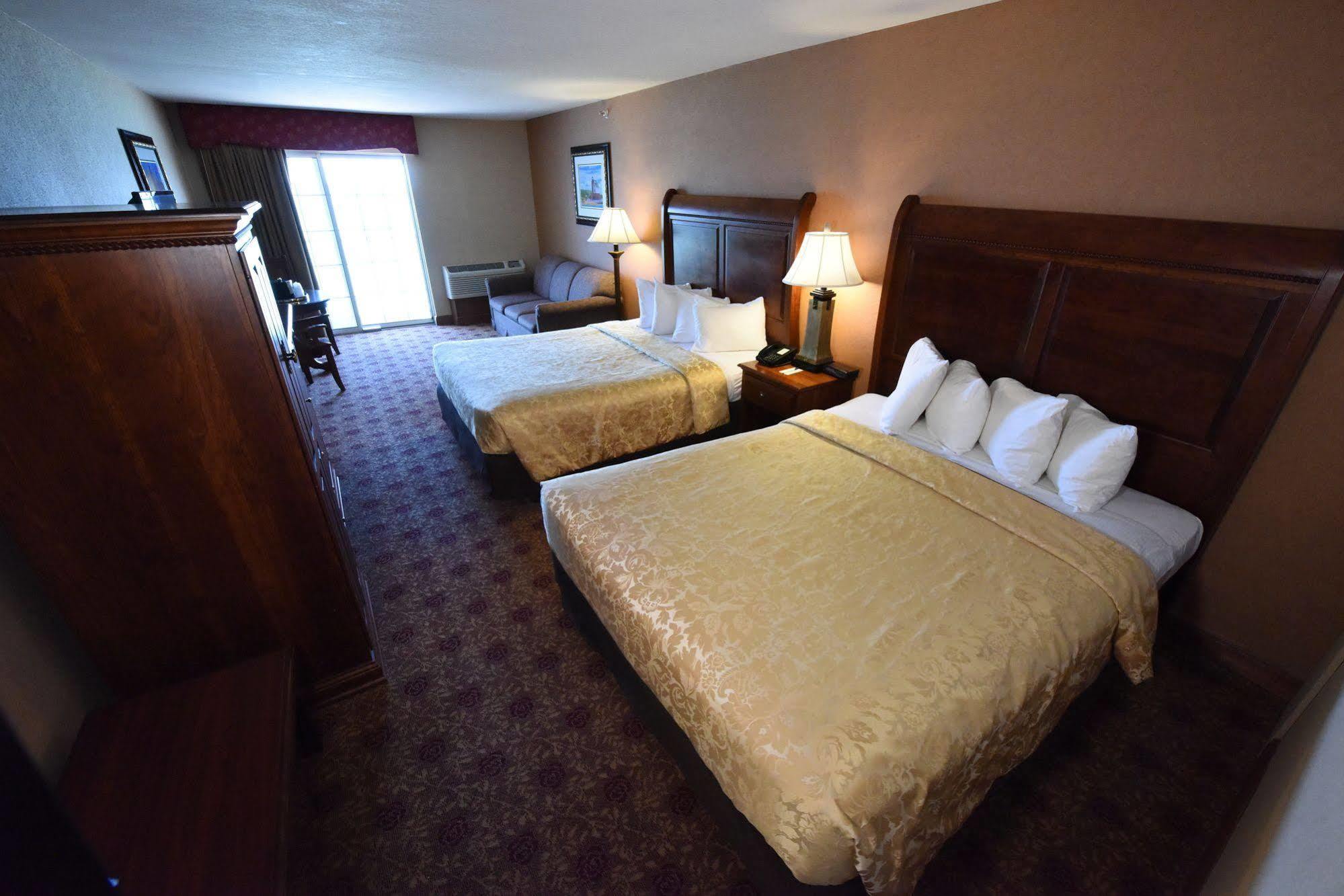 Hamilton Inn Select Beachfront Mackinaw City Dış mekan fotoğraf