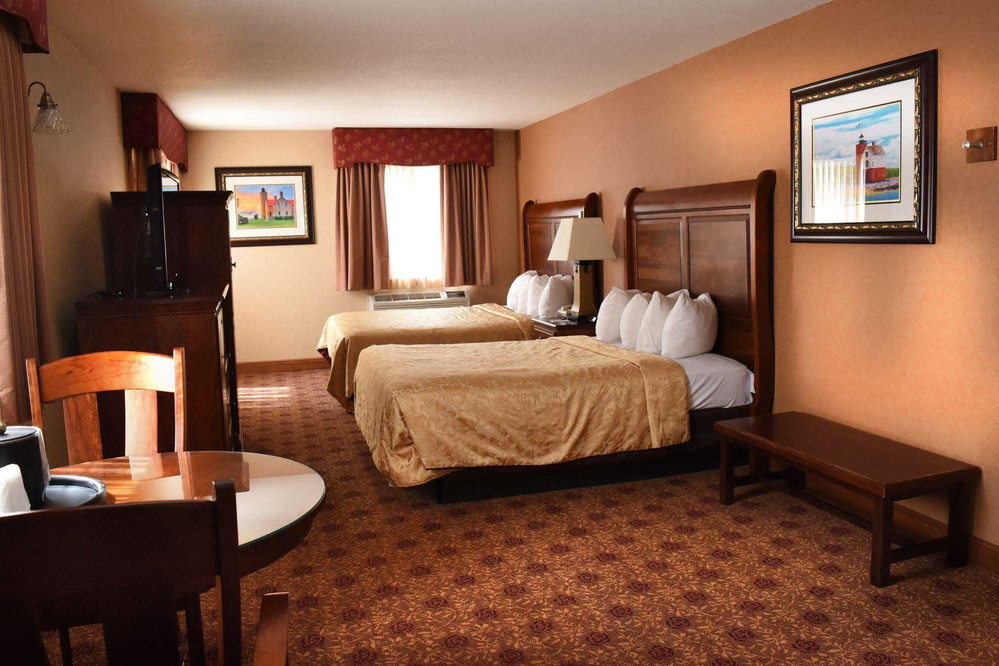 Hamilton Inn Select Beachfront Mackinaw City Dış mekan fotoğraf