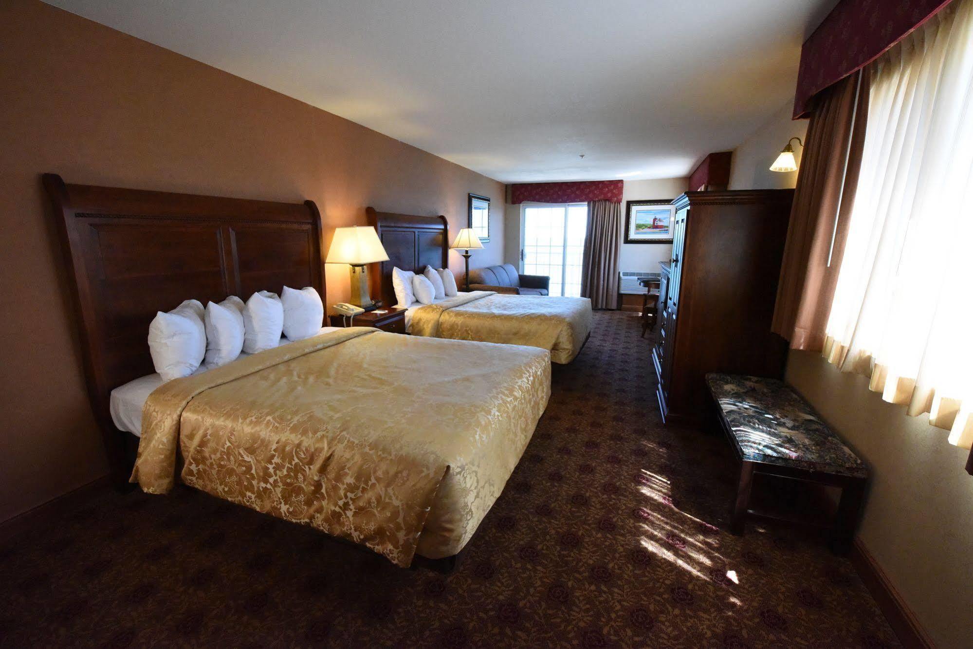 Hamilton Inn Select Beachfront Mackinaw City Dış mekan fotoğraf
